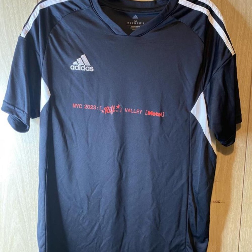 RARE ADIDAS ALTS NFT NYC Full 2023 Limited Edition Sports MEDIUM Tee
